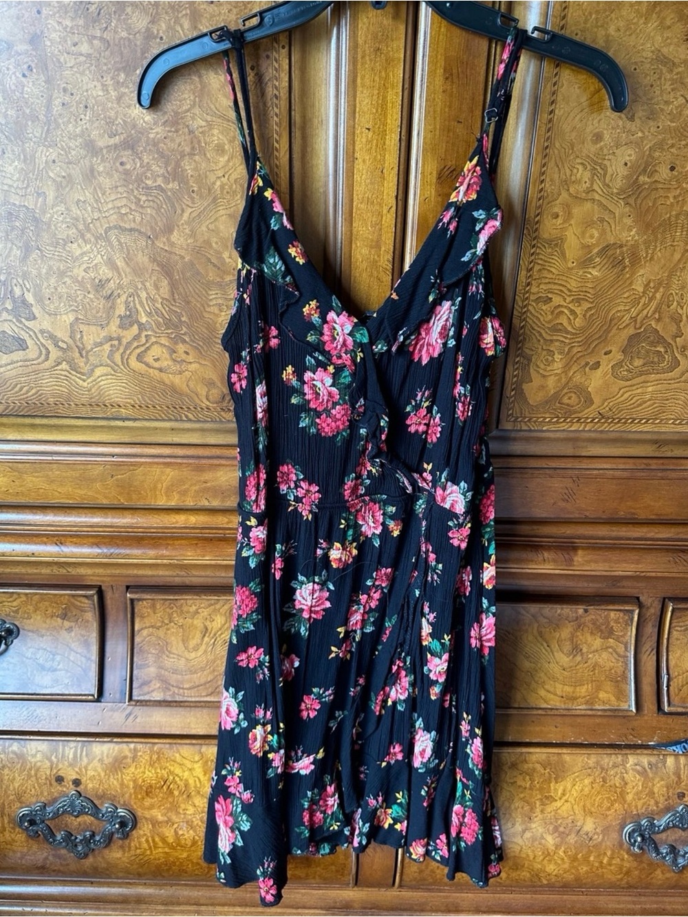 Ambiance Floral Wrap Dress Women’s Large Black Pink Sleeveless Adjustable Straps